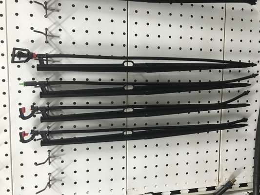 Agricultura Riego Conjunto de soporte vertical y rociadores combinados para duraderos