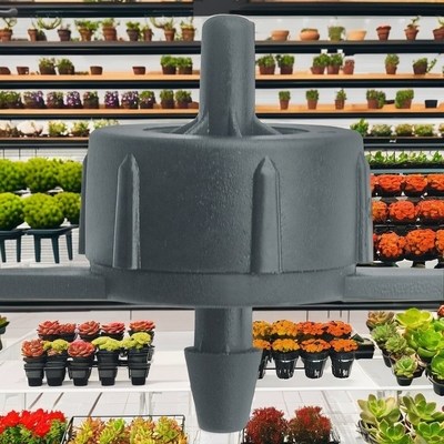 Cubo negro Modelos múltiples Riego por goteo Componentes de los rociadores de jardín