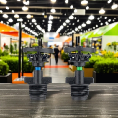 Dos boquillas giratorias 360 sprinkler para conectar rápidamente la eficiencia del riego agrícola
