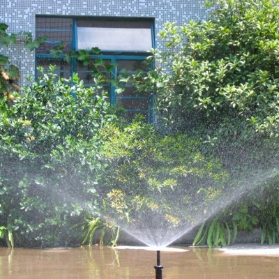 Maximice la eficiencia del riego de su granja con el sistema de rociadores portátiles Vortex