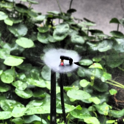 Microsprinkler tipo G para riego de jardines y huertos 150-300KPA Plástico de ingeniería