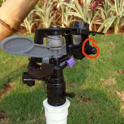 Estilos normales 1/2' de brazo de impacto rociador de riego en trípode con ángulo controlable