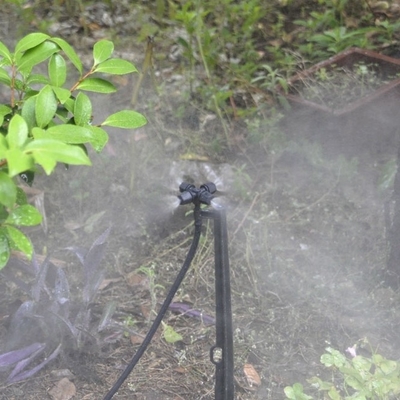 Sprinkler de riego de jardín con radio de pulverización de 0,9-1,0M y material de plástico de ingeniería